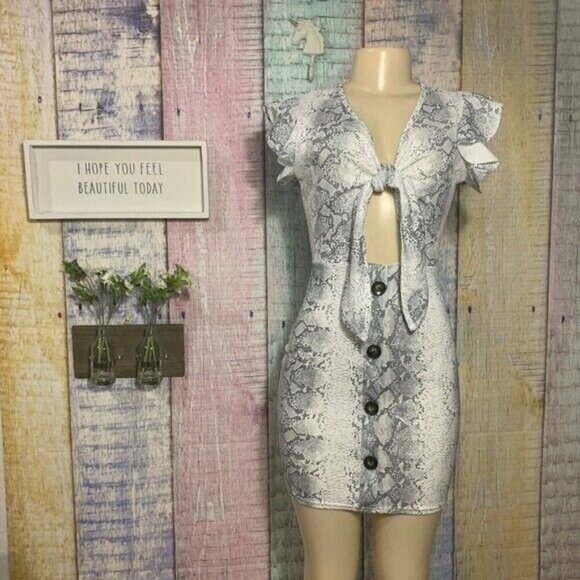 Boutique Brand Dresses & Skirts - Snakeskin Print Tie Up Women's Medium Ruffled Sleeve Sexy Bodycon Party Dress